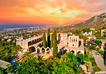 Как переехать жить на Кипр