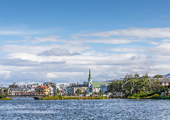 Можно ли переехать жить в Исландию